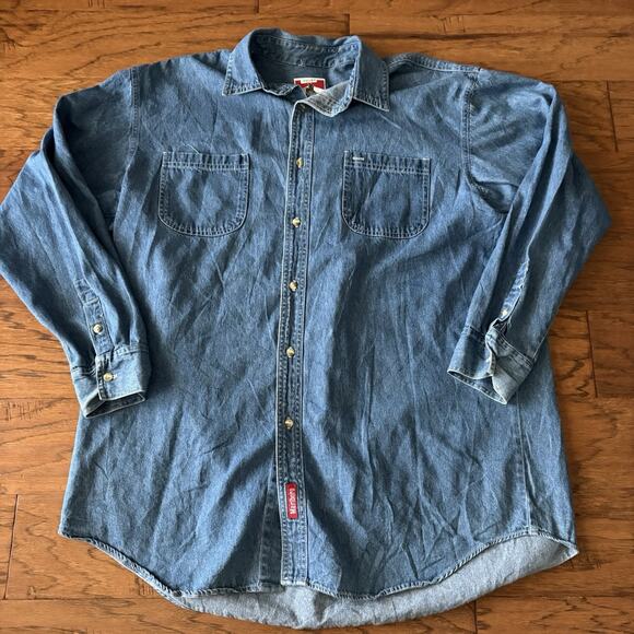 Vintage Marlboro Shirt Mens XL Blue Button Up Denim Made in USA 90s - Picture 1 of 7